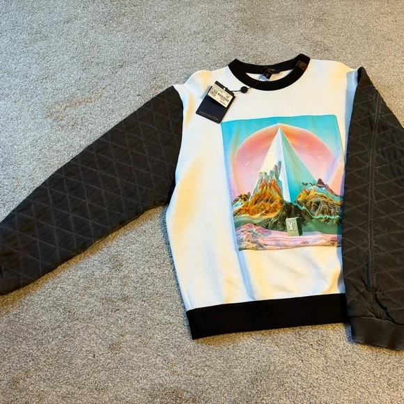 Authentic Louis Vuitton Rainbow Mountain Sweater - Picture 3 of 4